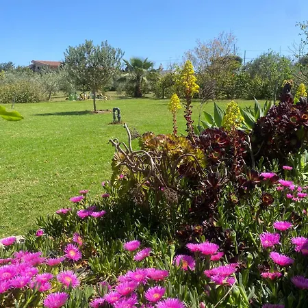 Agrib&b Lemontree Garde'n Alojamento de Acomodação e Pequeno-almoço Syracuse