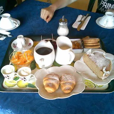 Alojamento de Acomodação e Pequeno-almoço Agrib&b Lemontree Garde'n